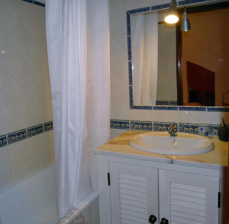Bed and Breakfast Casazul Milfontes Вила-Нова-де-Мильфонт Номер фото